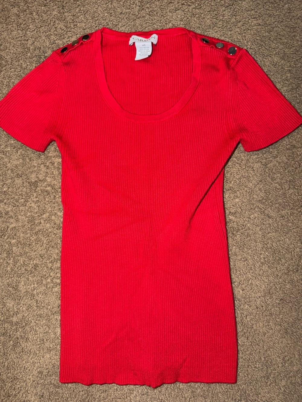 Carmen Marc Valvo Bright Red Ribbed Short Sleeve Tank with Shoulder Buttons
